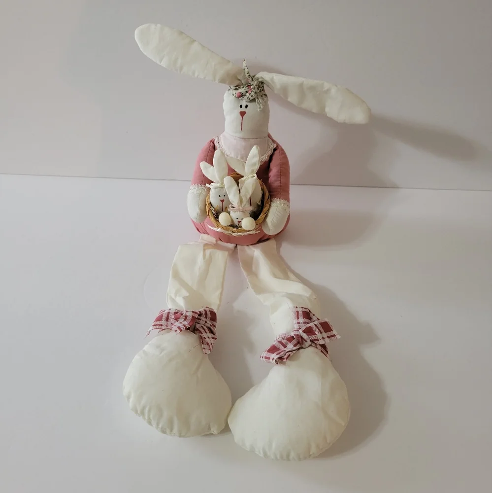 House of Lloyd Floppy And Hoppy Shelf Sitter Bunny